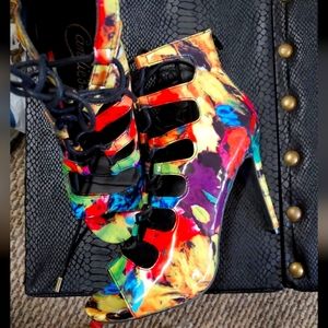 Colorful heels sz 8